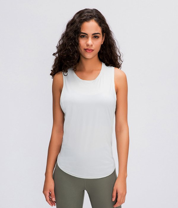 Athletic Loose Crop Top with Back Mesh - Image 8