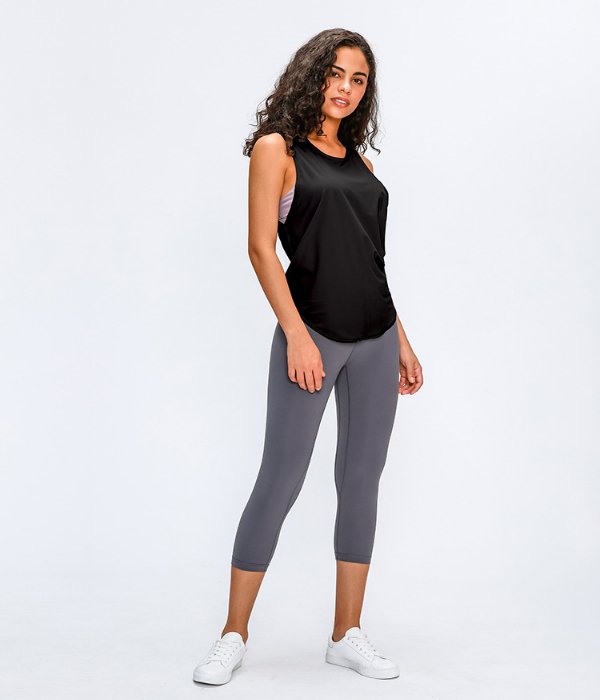 Athletic Loose Crop Top with Back Mesh - Image 3