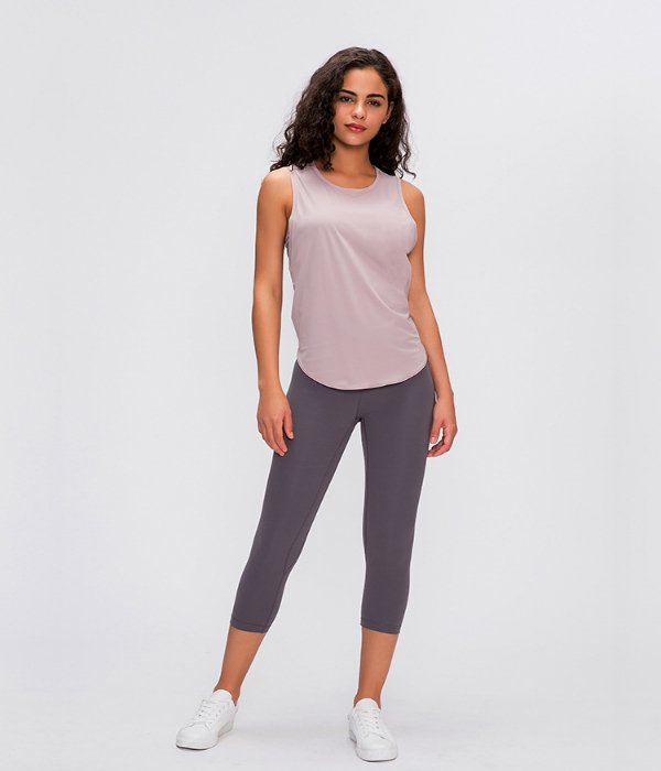 Athletic Loose Crop Top with Back Mesh - Image 13