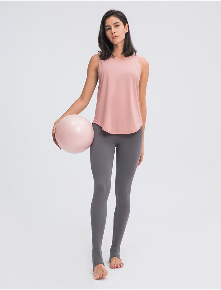 Athletic Loose Crop Top with Back Mesh - Image 18