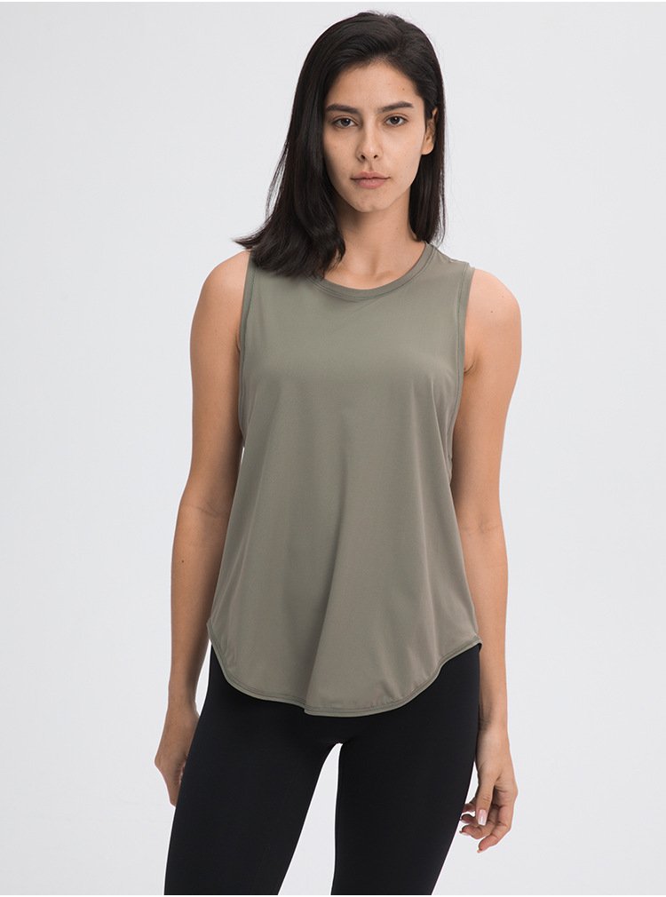 Athletic Loose Crop Top with Back Mesh - Image 23